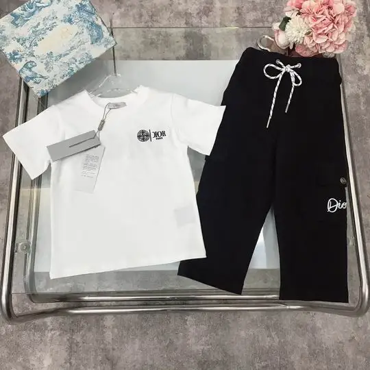 Dior sz100-150 01
